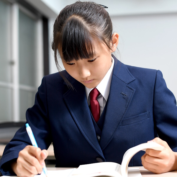 中学生の画像