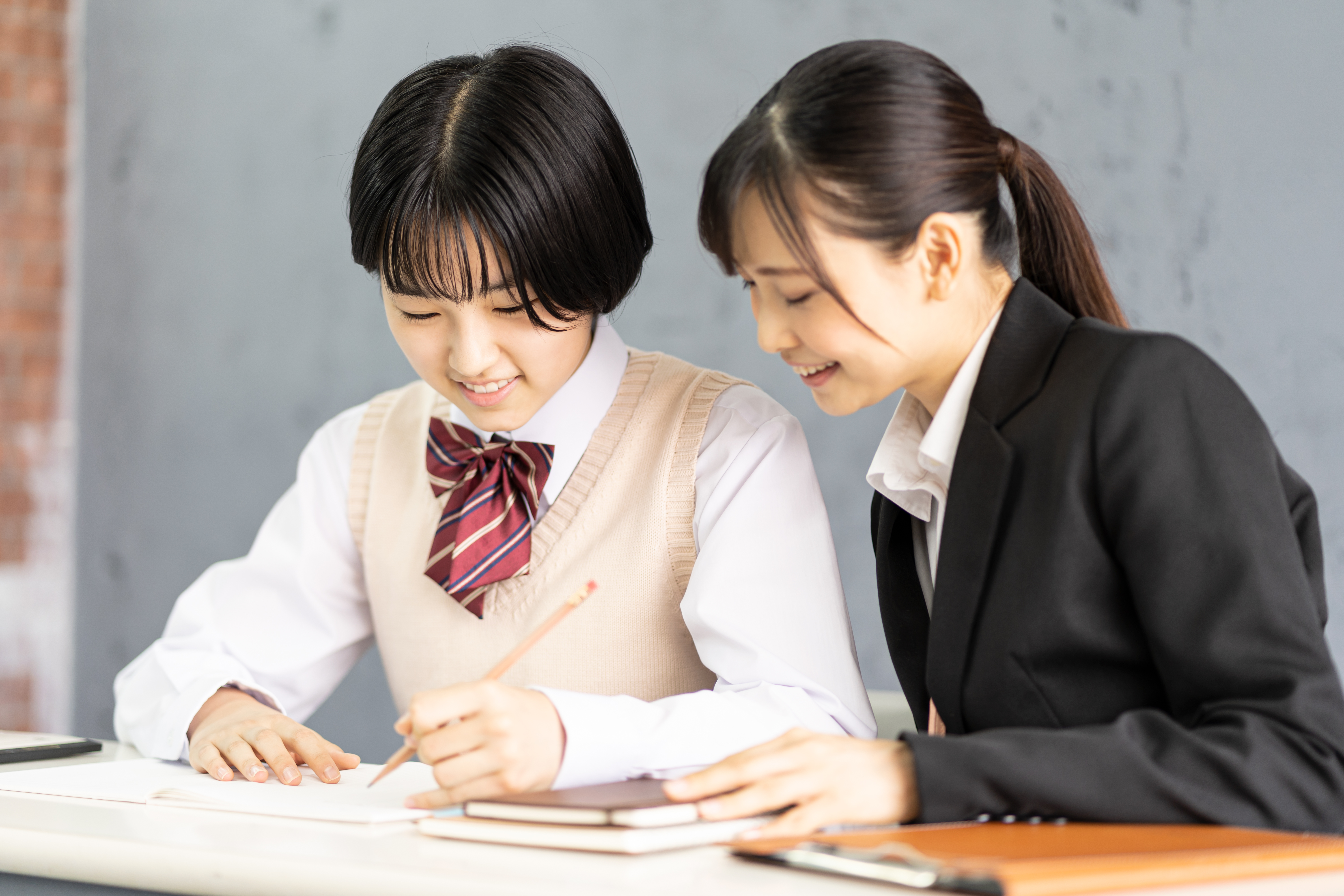 先生と生徒の画像
